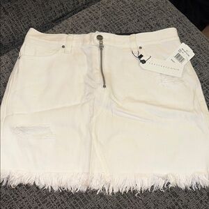 Sanctuary Cream Ruffled Mini Skirt Casual Resort Wear